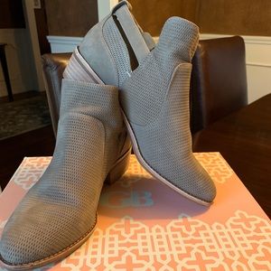 Gianni Bini Per-Fected Booties